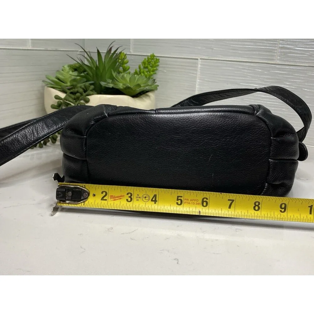 ili New York Black Pebbled Leather Crossbody Bag Travel Purse Multi Pocket